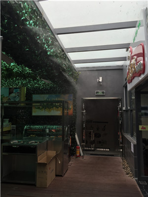 户外露天餐厅咖啡厅喷雾降温设备厂家直销