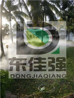 灌木丛树上雾景冷雾工程